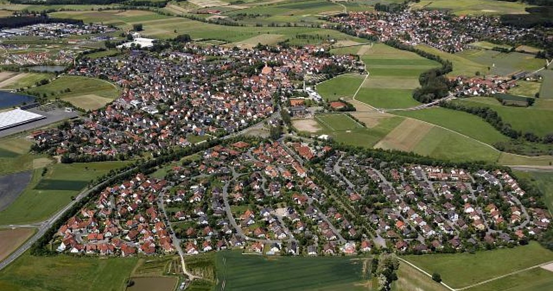 Luftbild vom Ortsteil Adelsdorf