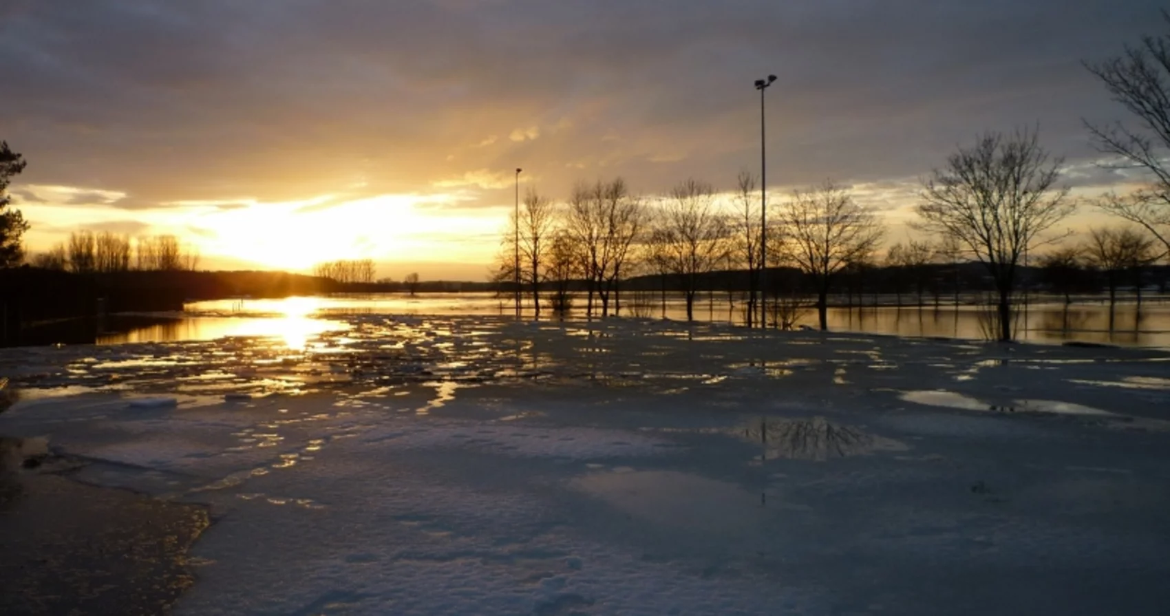 Hochwasser in den Aisch-Auen