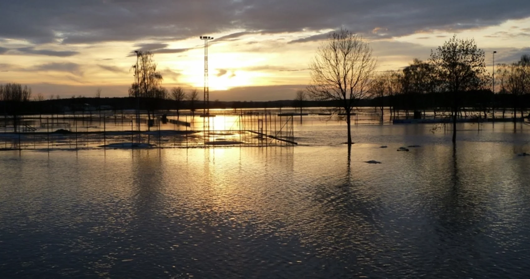 Hochwasser im Bereich der Aisch
