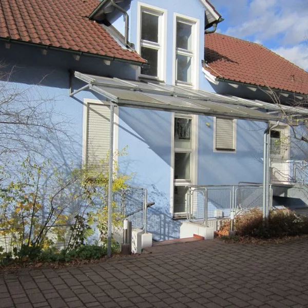 Blick auf das Gebäude der Bücherei